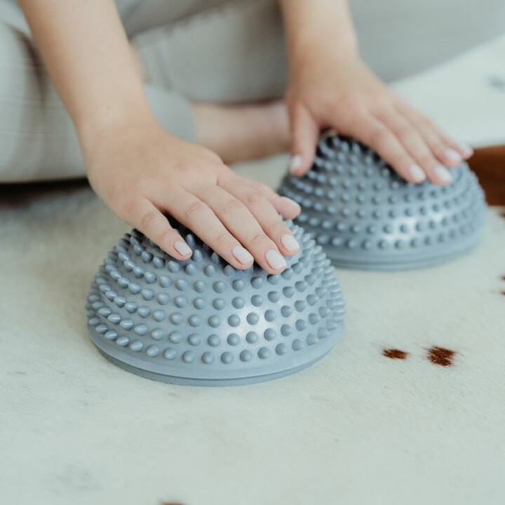 Line Sport harmaat tasapainopallot tasapainoharjoitteluun ja fysioterapiaan 2 kpl