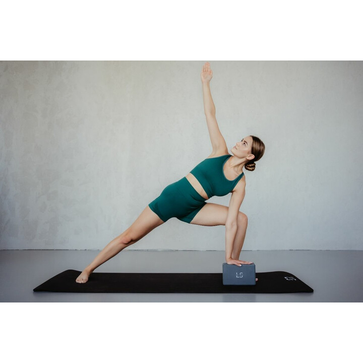 Line Sport joogapalikka musta kevyt tukeva EVA-vaahtomuovista