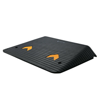 Kuminen kynnysramppi 10 2 cm nousu 15 tonnia 1 kpl oviaukoille